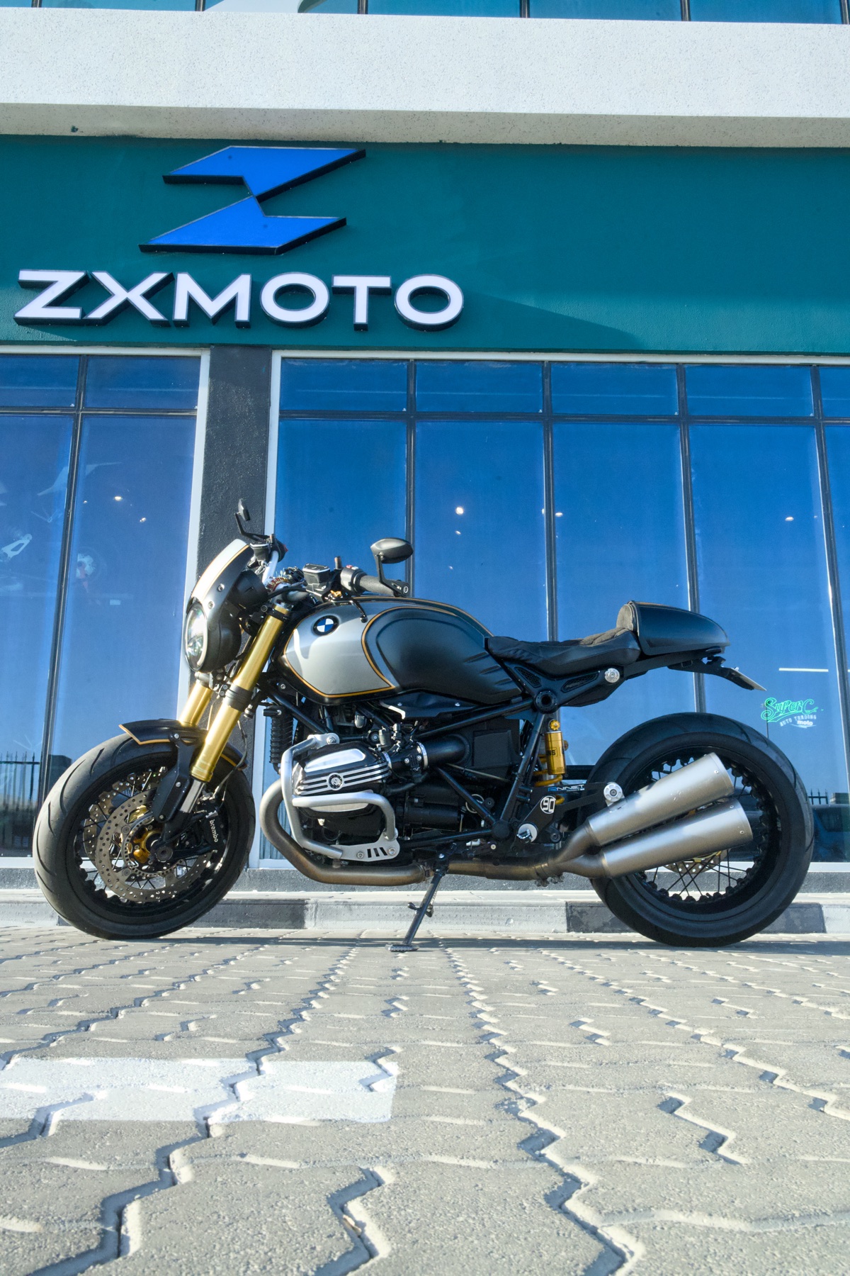 2025 BMW R nineT motorcycle